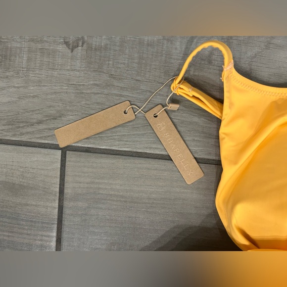 SHAPELLX Tummy Control Swimsuit Women V Neck One Piece Ruched Built-in Bra - Picture 9 of 10